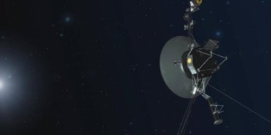 Безглузда комбінація з одиниць і нулів: "Вояджер-1" почав слати дивні повідомлення