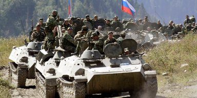 ЗС РФ розпочали механізований наступ біля Вугледара: деталі від офіцера ЗСУ (карта)