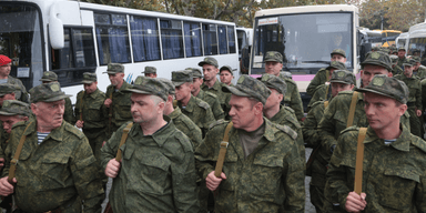 Хотят привлечь новых контрактников: РФ обещает оккупантам бесплатную землю за участие в "СВО"