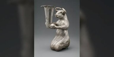 Бык, стоящий на коленях: 5000-летняя статуэтка из Ирана заинтересовала ученых
