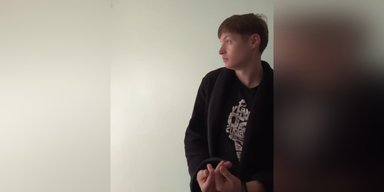 Хлопець розриває мережу пародією на Анджеліну Джолі у ТЦК (відео)