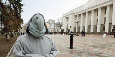 Дом для всей страны. Пока власть гоняется за рейтингами, бизнес ждет дерегуляции