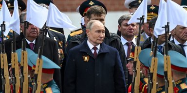 Путин попал в свой же капкан: диктатор не может выиграть войну и боится мира, — Economist