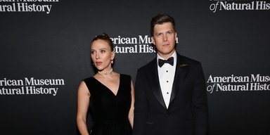 Скарлетт Йоханссон в бархатном платье посетила гала-вечер в Нью-Йорке (фото)