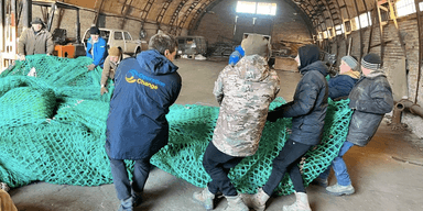 Отримали 500 тонн: рибальські сітки з Данії допомагають бійцям ЗСУ вижити (фото)