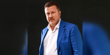 78 объектов недвижимости: кто на самом деле владеет квартирой с "золотым унитазом"