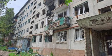 "Ситуація важка": сотні людей відмовляються виїжджати з Часового Яру