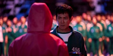 Аналог игры из сериала "Игра в кальмара": в сети показали древнее развлечение украинцев (видео)