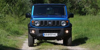 Тест-драйв Suzuki Jimny: маленький король бездоріжжя