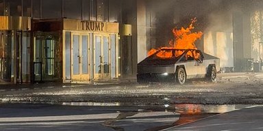 ChatGPT допоміг підірвати Cybertruck біля готелю Трампа в Лас-Вегасі, — поліція (відео)
