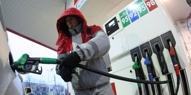 Паливна криза в Росії посилюється: ціни на бензин зростають, вводяться нові ліміти на АЗС