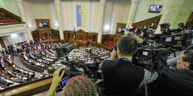 Заключительный рывок. Депутатские планы и законодательные капканы последней пленарной недели