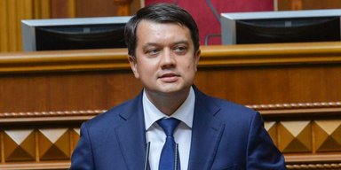 "Кожен винен 8200 доларів": зовнішній борг України перевищив 100% ВВП, — нардеп (відео)