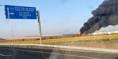 Спустя 13 дней после атаки: нефтебаза в Пролетарске продолжает гореть (спутниковые снимки)
