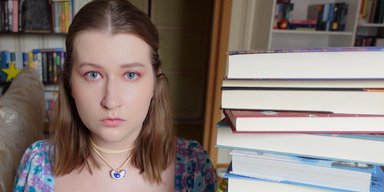 Крим, касети й шампунь для котів: що прочитати цього літа — поради бук-блогерів
