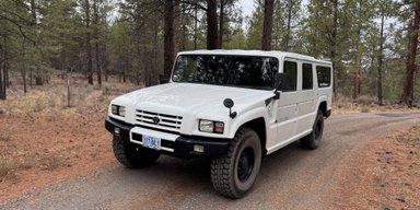 Японский Hummer: на аукцион выставили самый большой внедорожник Toyota (фото)