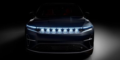 Електричний флагман: розкрито подробиці нового конкурента Tesla Model X від Jeep (фото)