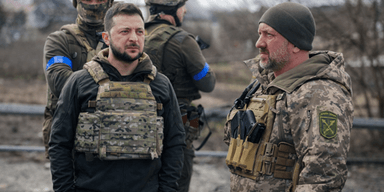 Киев не упал за три дня: как Зеленский и генерал Павлюк сломали план блицкрига