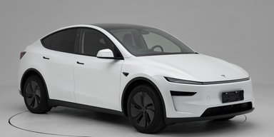 Запас хода — 800 км: рассекречен самый "дальнобойный" электрокроссовер Tesla (фото)