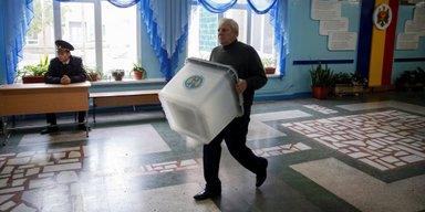 Курс на Россию. Почему на выборах в Молдове и Грузии поддерживают пророссийских кандидатов