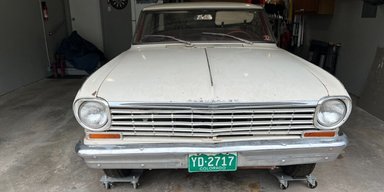 Забытый раритет: 60-летний спорткар Chevrolet простоял 43 года в гараже (фото)