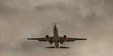 Boeing и Airbus не будут поставлять запчасти и обслуживать самолеты в РФ