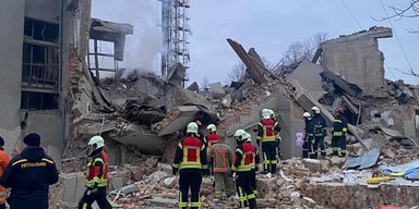 Впервые за полгода: РФ атаковала энергетический объект в Ровненской области (видео)