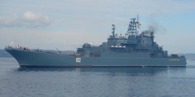 "Оленегорский горняк" затопили інженери у докові Новоросійська, — Андрющенко (фото)