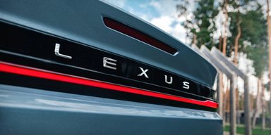 Курс на електрифікацію: придивляємося до нового електрокросовера від Lexus (фото)