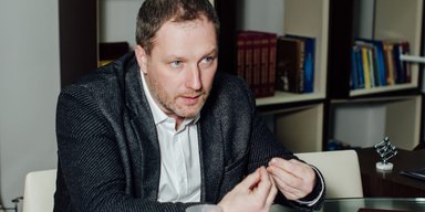Магический треугольник. Должны ли родители скидываться на зарплату учителю
