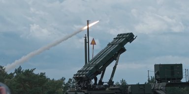 Відповідь на маневри "Захід-2025": у Польщі вперше відкрили вогонь із ЗРК Patriot (відео)