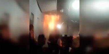Кричали й тікали: у мережі з'явилися перші кадри вибухів у Торопці (відео)