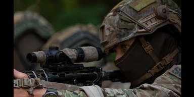 Застали зненацька з лопатами: бійці ССО зірвали спробу росіян закріпитися на українському кордоні (відео)