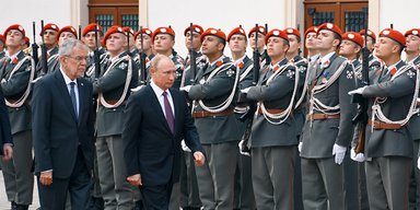 Русская рулетка для Вены. Чем грозит Австрии очередной скандал с российским влиянием