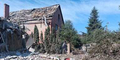 ЗС РФ ударили "Іскандером" по житловому будинку у передмісті Покровська: є жертви (фото)