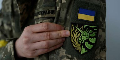 Українці можуть оформити виплати померлого військового пенсіонера: як це зробити