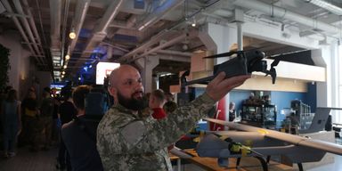 Зростання зарплат — не для всіх. Як і чому змінюються умови на ринку праці України