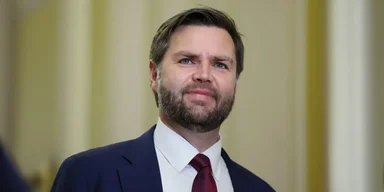 Джей Ді Венс назвав головних "миротворців" у війні в Україні (відео)