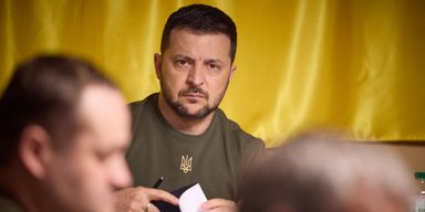 "Старых форматов больше не будет": Зеленский анонсировал кадровые "чистки" (видео)