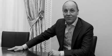 Вбивство Андрія Парубія у Львові: що відомо про політика (фото, відео)