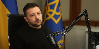 "Це ху*ня": Зеленський розповів про незапровадження санкцій Заходу на початку вторгнення РФ (відео)