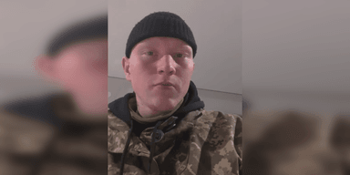Мать присвоила 4 млн грн выплат и выписала сына-пленного из квартиры: боец обратился в суд