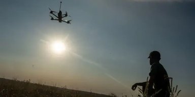 З подвійною АКБ: ЗС РФ вже запускають FPV-дрони вглиб 30-40 км, — "Флеш"