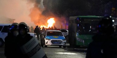 "Подготовились заранее": координаторы протестов в Казахстане рассказали о целях восстания
