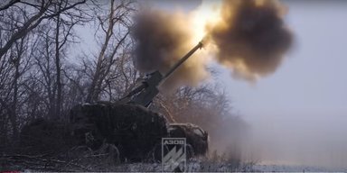 Кілька снарядів за різними траєкторіями: бригада НГУ отримала нові чеські 155-мм DITA (відео)