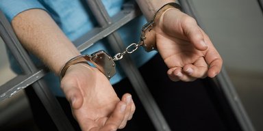 Поліція викрила злочинне угруповання, яке займалося виготовленням підробних документів (фото)