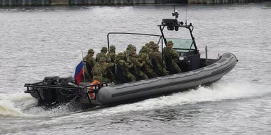 Ломают лодки и моторы: солдаты РФ саботируют штурмы через Днепр, — АТЕШ