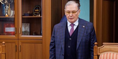 Посла РФ у Молдові викликали "на килим" і змусили дивитися на уламки "Шахедів" (фото, відео)