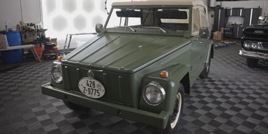 Рідкісний позашляховик Volkswagen простояв понад пів століття занедбаним у гаражі (відео)