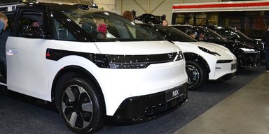 Електромобілі Zeekr офіційно представили в Україні: які моделі продаватимуть (фото)